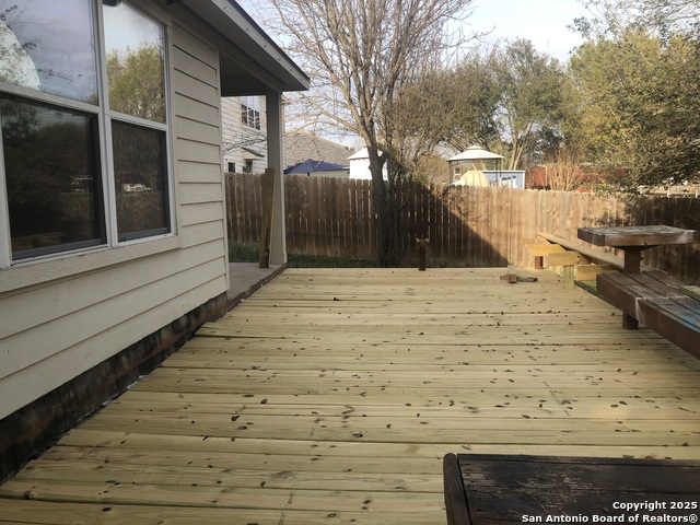 Image 10 of 11 For 8110 Rosespur