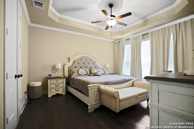 Listing photo id 11 for 3843 Ox-eye Daisy