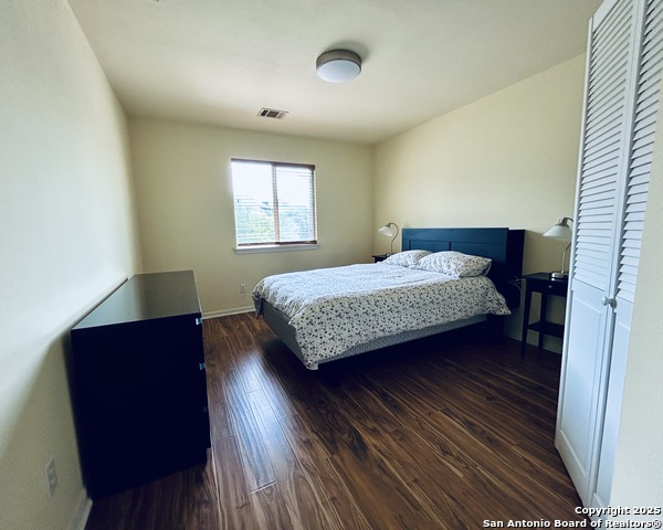 Image 25 of 30 For 607 Mello Oak