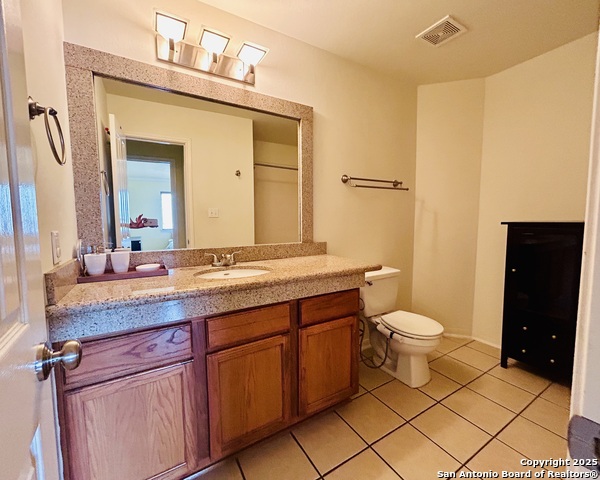 Image 27 of 30 For 607 Mello Oak