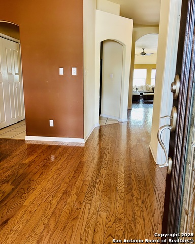 Image 3 of 30 For 607 Mello Oak