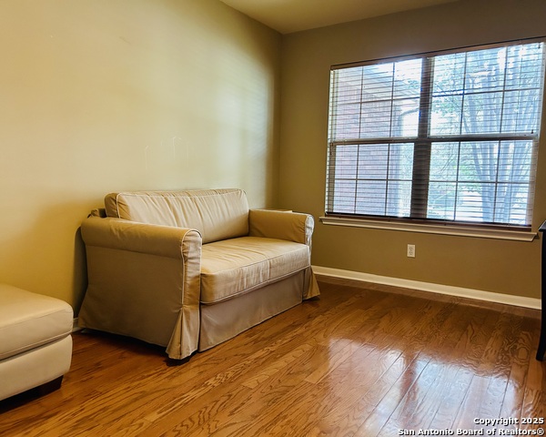 Image 7 of 30 For 607 Mello Oak