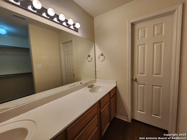 Image 15 of 24 For 3014 Green Mountain Dr