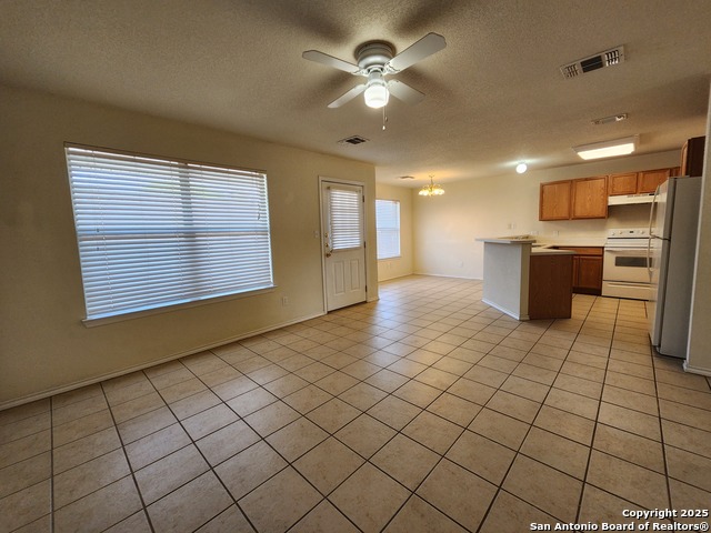 Image 3 of 24 For 3014 Green Mountain Dr