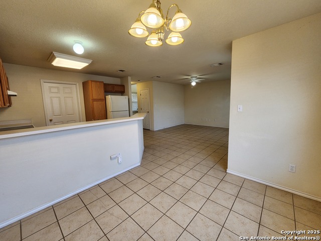 Image 5 of 24 For 3014 Green Mountain Dr