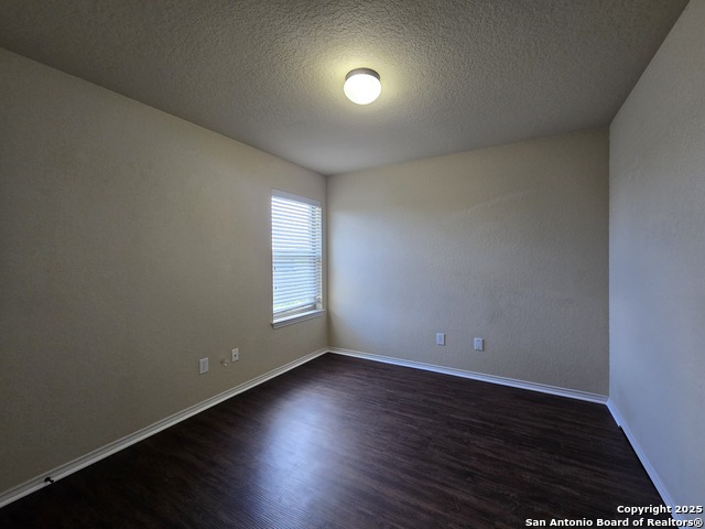 Image 21 of 24 For 292 Rosalie Dr