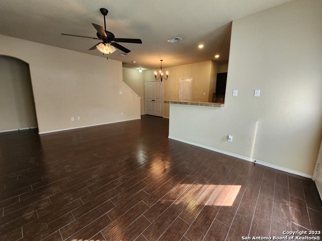 Image 7 of 24 For 292 Rosalie Dr