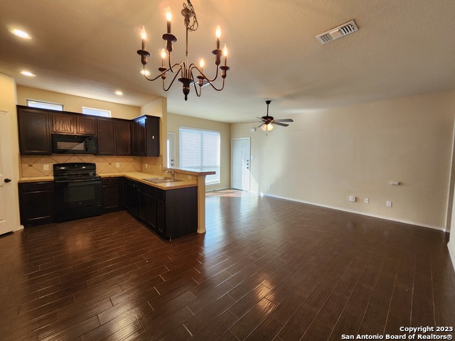 Image 9 of 24 For 292 Rosalie Dr