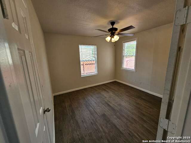 Image 4 of 7 For 2800 Morales