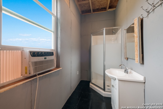 Listing photo id 18 for 4315 Prelude Pass Dr