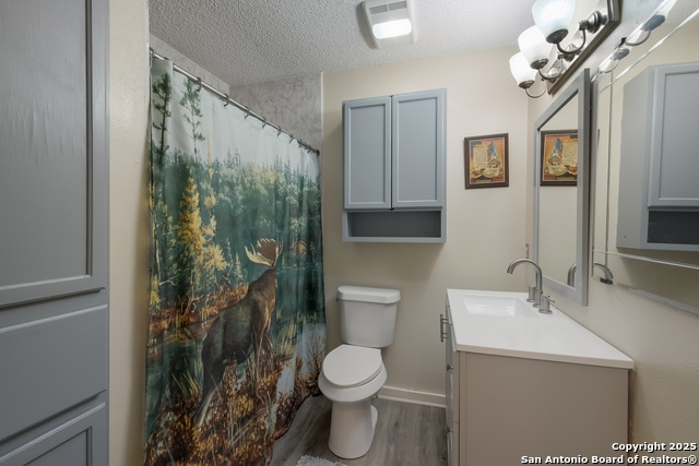Listing photo id 19 for 4315 Prelude Pass Dr