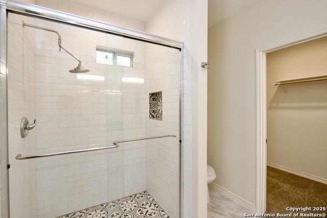 Listing photo id 11 for 1336 Center