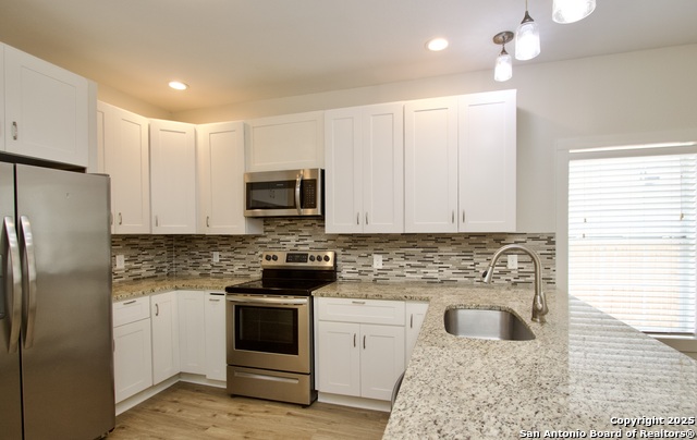 Listing photo id 5 for 1336 Center