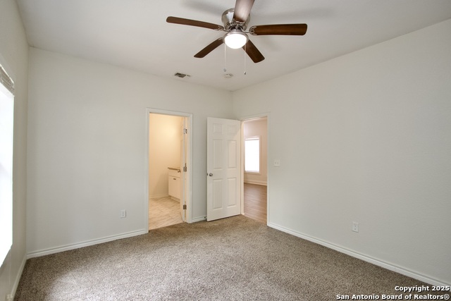 Listing photo id 6 for 1336 Center