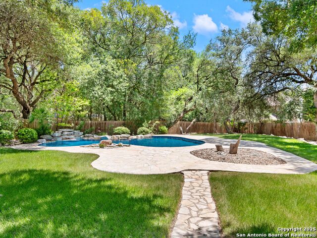 Image 30 of 42 For 110 Plum Circle
