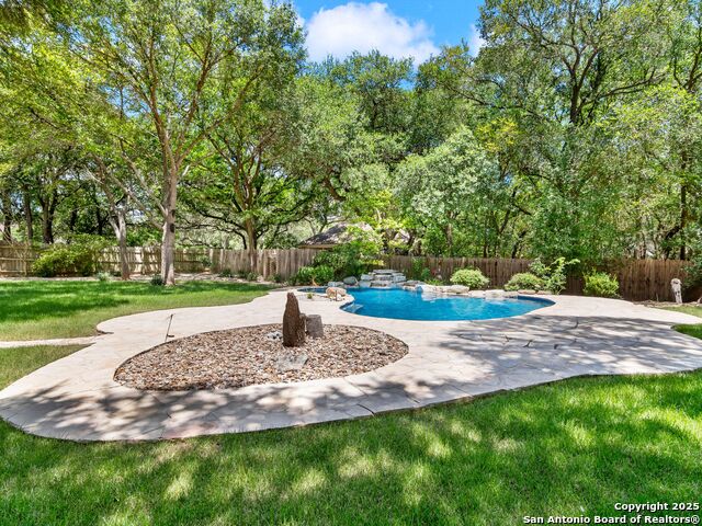 Image 31 of 42 For 110 Plum Circle