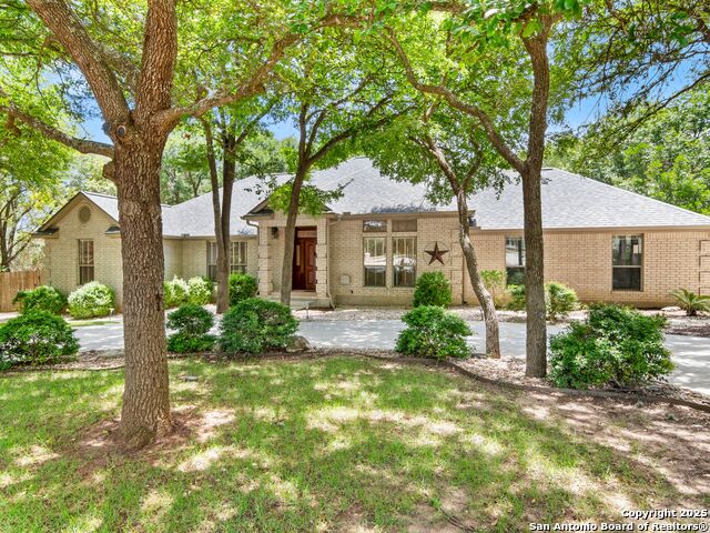 Image 5 of 42 For 110 Plum Circle
