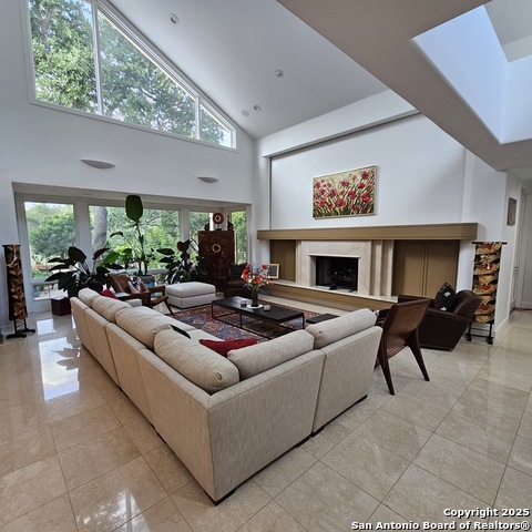 Listing photo id 15 for 11740 Mill Rock