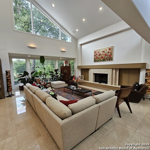Listing photo id 16 for 11740 Mill Rock