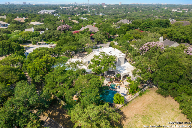 Listing photo id 3 for 11740 Mill Rock