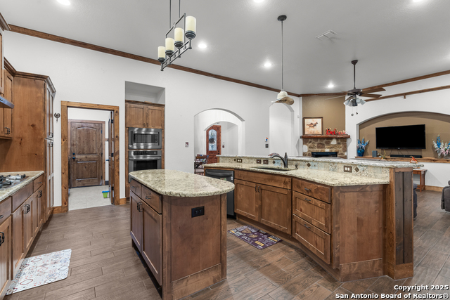 Listing photo id 13 for 151 Native Pecan