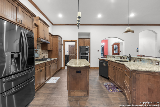 Listing photo id 14 for 151 Native Pecan