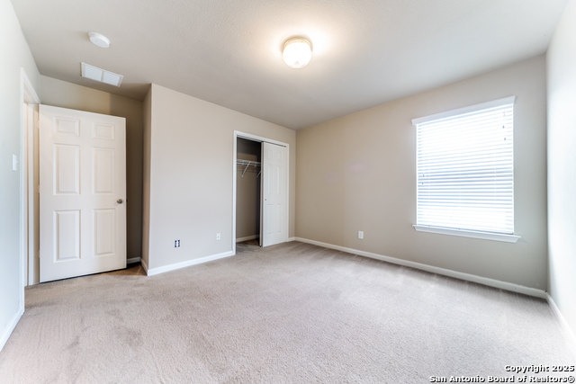 Image 23 of 39 For 606 Buckle Court