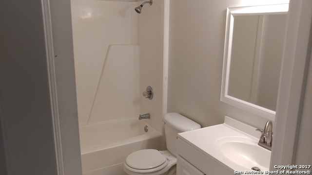 Image 8 of 9 For 744 Rosewood Ave  744