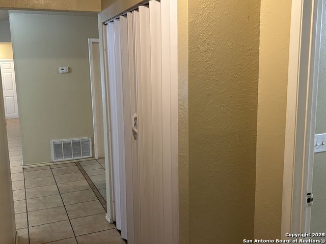 Image 21 of 26 For 16434 Oak Rock St