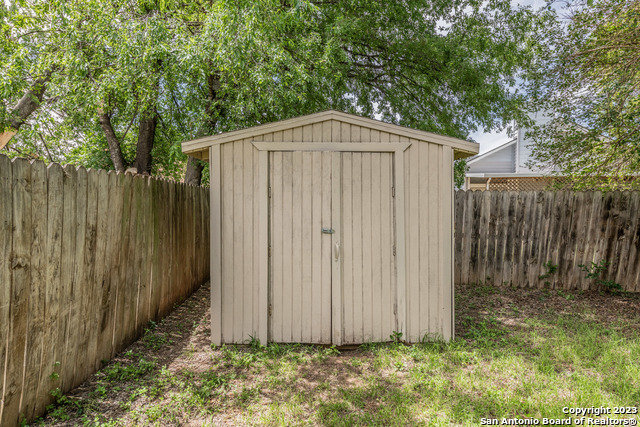 Image 27 of 28 For 6210 Aragon Village