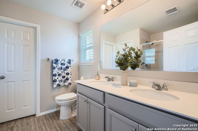 Image 18 of 28 For 7855 Cottonwood Ridge