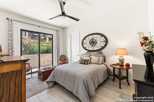 Listing photo id 22 for 690 Kings Point