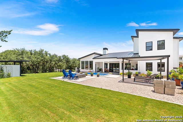 Listing photo id 45 for 690 Kings Point