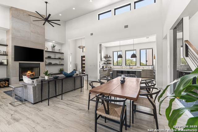 Listing photo id 6 for 690 Kings Point