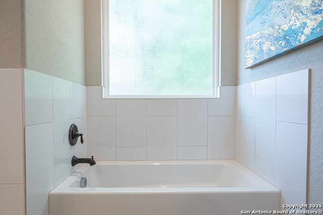 Listing photo id 10 for 11119 Cape Primrose