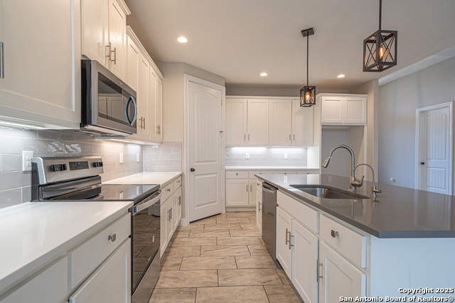 Listing photo id 18 for 11119 Cape Primrose