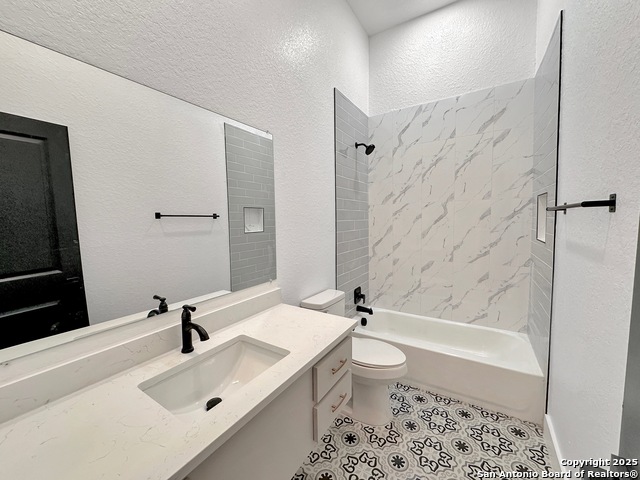 Listing photo id 16 for 430 Hart E