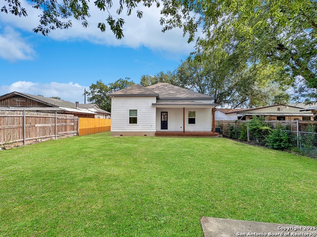 Listing photo id 19 for 430 Hart E
