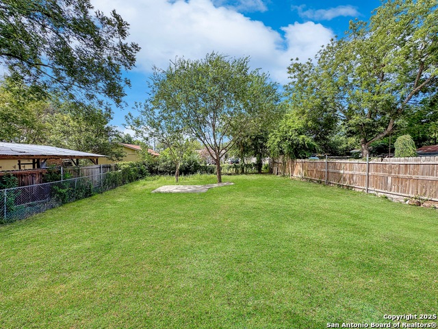 Listing photo id 20 for 430 Hart E