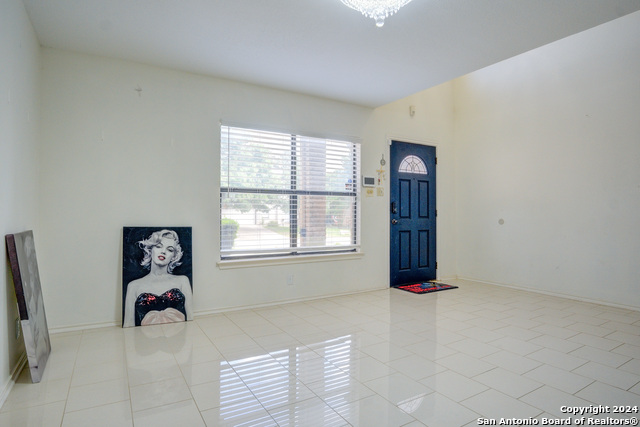 Image 6 of 33 For 2806 Redriver