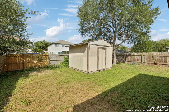 Listing photo id 22 for 8150 Cheryl Meadow
