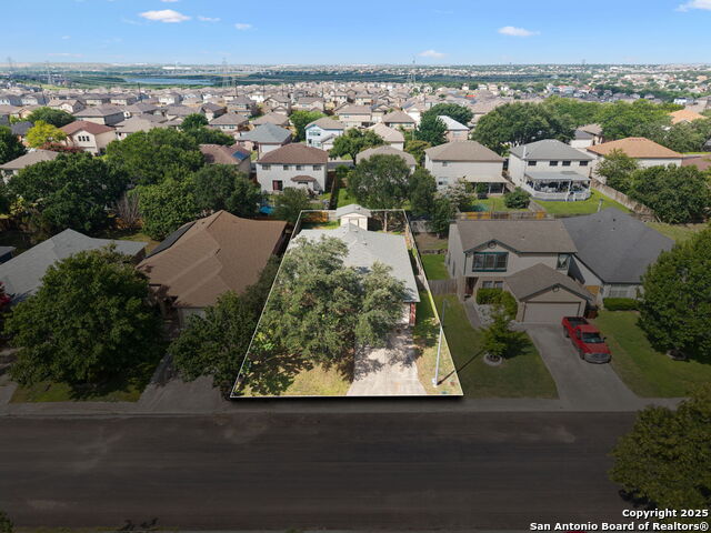 Listing photo id 25 for 8150 Cheryl Meadow