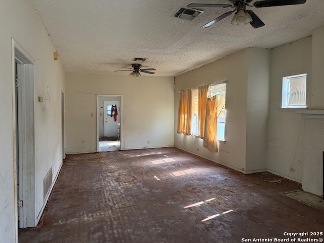 Image 9 of 28 For 2501 Saunders