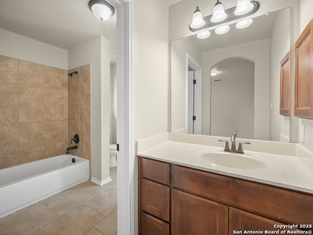 Listing photo id 24 for 12514 Red Maple