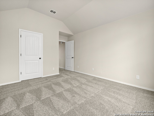 Listing photo id 30 for 12514 Red Maple