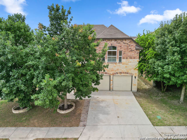 Listing photo id 2 for 12514 Red Maple