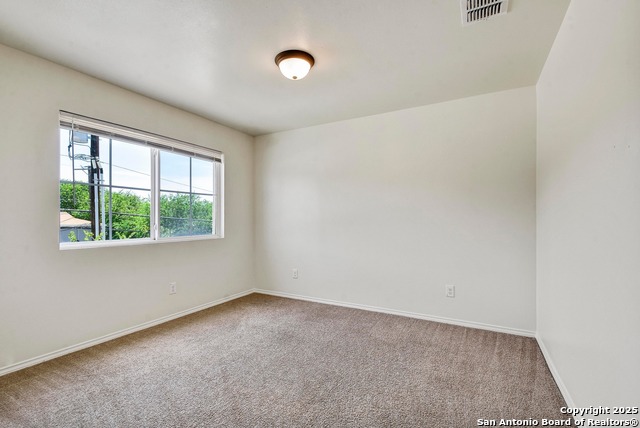 Image 17 of 25 For 11113 Belair  101