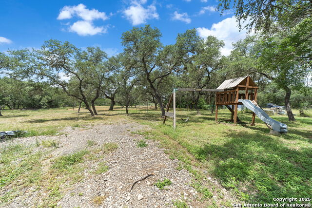 Image 30 of 40 For 130 County Road 3826