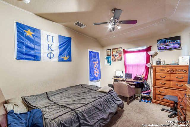 Listing photo id 19 for 318 Private Road 1712