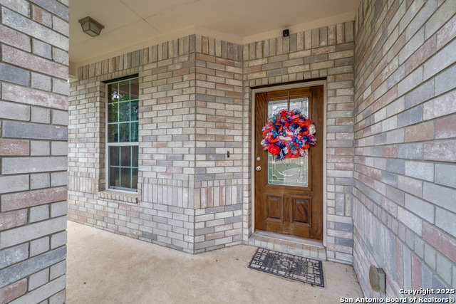 Listing photo id 2 for 318 Private Road 1712